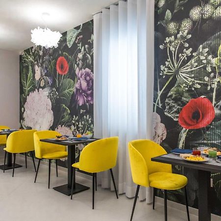 4Essences Boutique Rooms 马拉泰亚 外观 照片