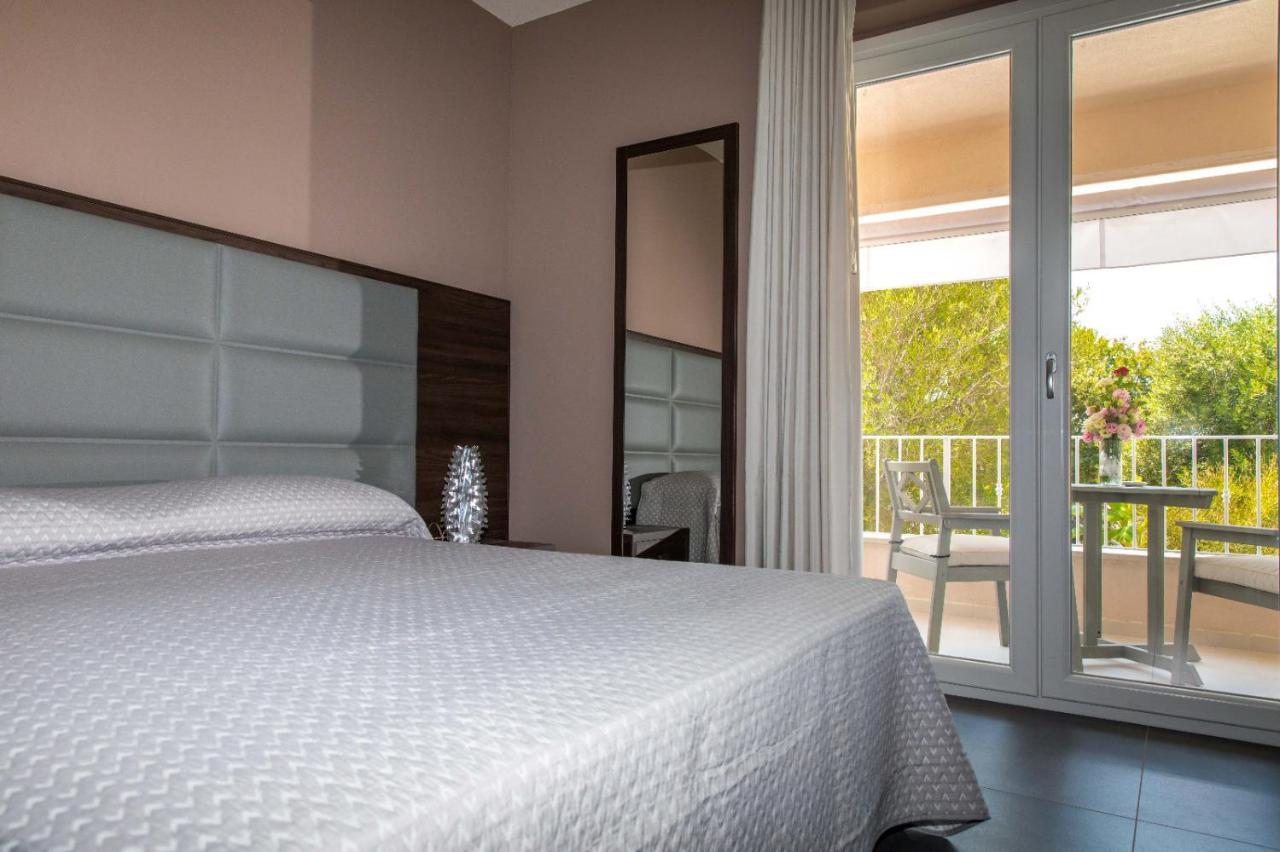 4Essences Boutique Rooms 马拉泰亚 外观 照片